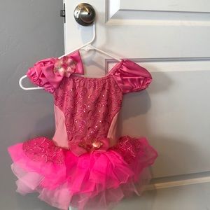 Small 4/6 little girls dance costume with matching hair bow